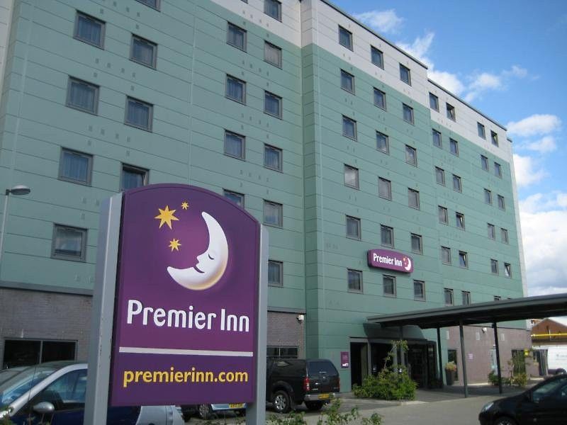 Premier Inn London Elstree / Borehamwood Exterior foto